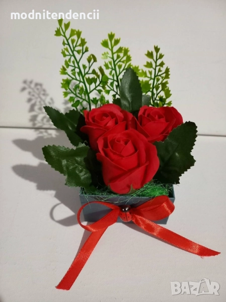 Подаръчна кашпа със сапунени рози, снимка 1