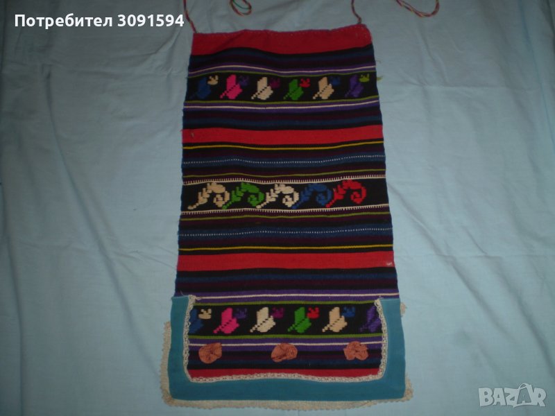 19 ти век ръчно тъкана и бродирана престилка за детска носия, снимка 1