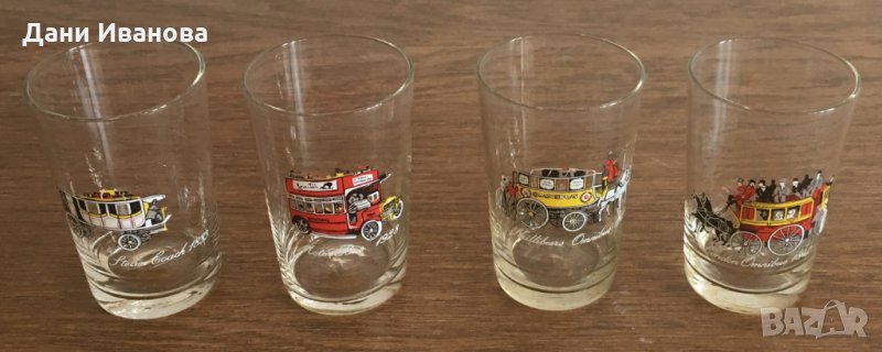 4 стъклени чашки за аператив с ретро автомобили, снимка 1