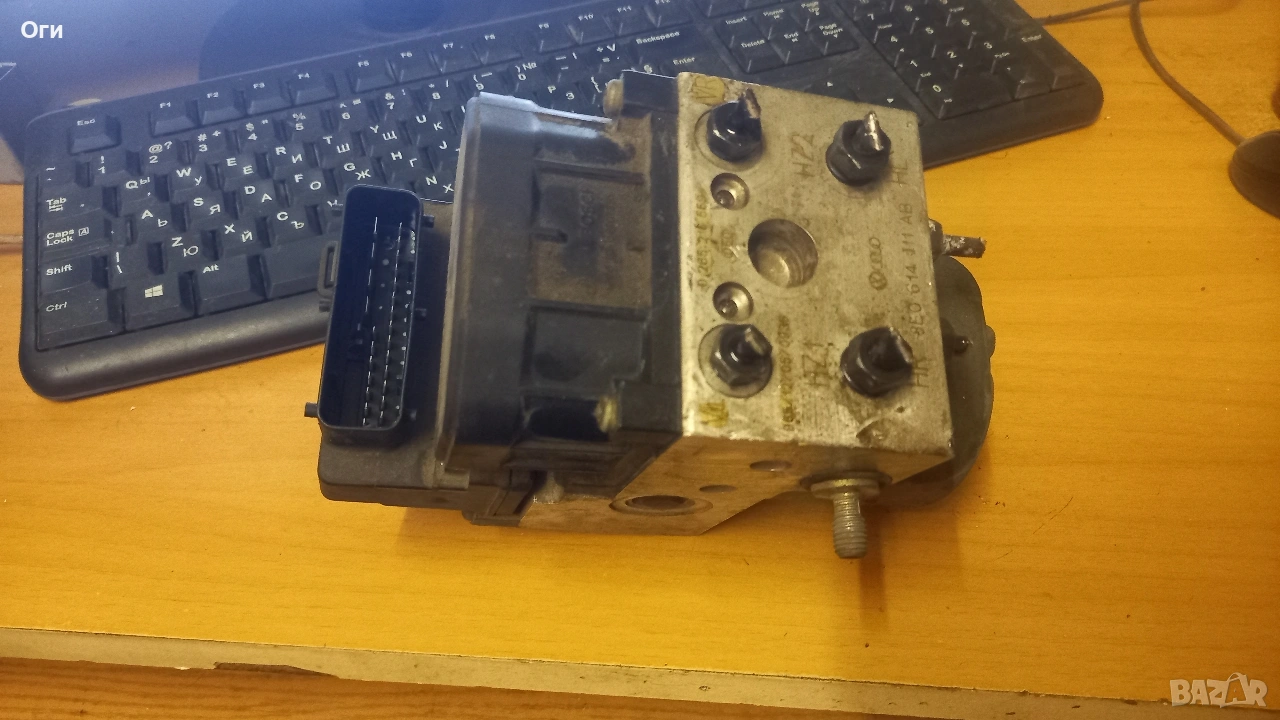 ABS помпа за Ауди А4 и Пасат В5 8E0 614 111 AB / 0 265 216 559 / 0 273 004 281, снимка 1