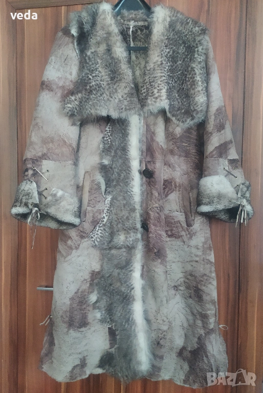 Италианско дизайнерско кожено палто фирма VIA VENETO - размер S, снимка 1