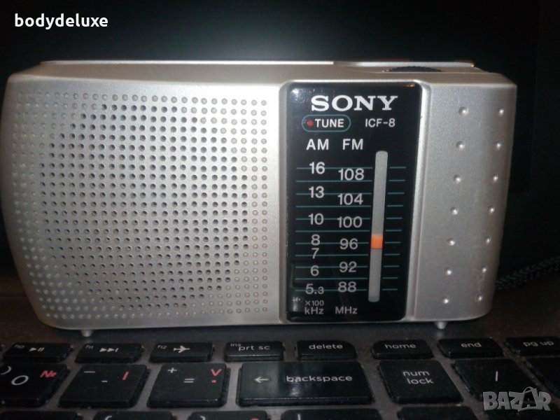 Sony ICF-8 портативно радио, снимка 1