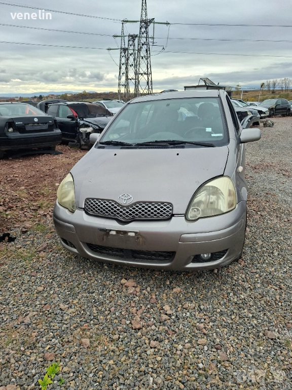 Тойота Ярес 1.4 д2д на части , снимка 1