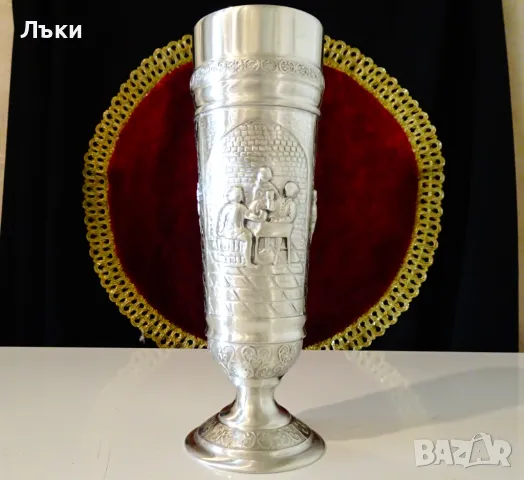  Бокал от калай с релефни картини Кръчма,Изба,Сватба. , снимка 3 - Антикварни и старинни предмети - 48175720