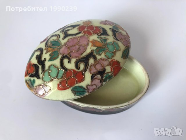 кутия за бижута - порцеланова, снимка 5 - Антикварни и старинни предмети - 43265202