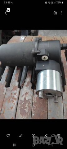 Claas Lexion 540-660 мотор за управление на вентилатора на вършачката., снимка 2 - Селскостопанска техника - 51346087