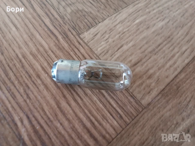 За прожекционни апарати крушка