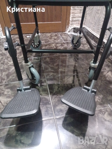 Инвалиден стол комбиниран тоалетен / стол за баня, снимка 5 - Инвалидни колички - 52674780