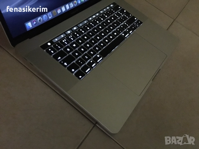 15' Core i9 Apple MacBook Pro 2019 Silver @ 32GB RAM/512GB SSD/Radeon Pro 560X 4GB/Бат 70 цик, снимка 5 - Лаптопи за работа - 51748576