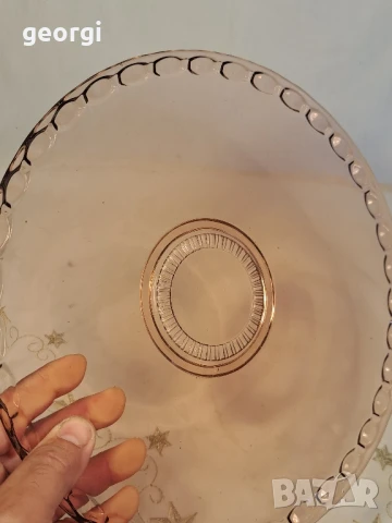 стъклен поднос цветно розово стъкло     26/2, снимка 2 - Аксесоари за кухня - 50598302