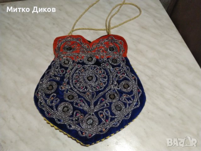 Бродирана нова ръчна изработка чанта Пакистан уникат 28х25см за през рамо, снимка 5 - Чанти - 43991052