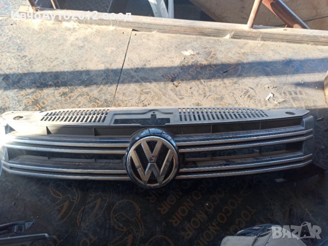 Решетка в бронята vw Tiguan 11-16 5N0 853 653 e, снимка 4 - Части - 43268503