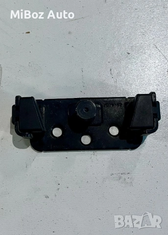 Насрещник багажник , снимка 2 - Части - 53207595