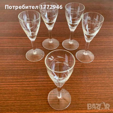 Кристални гравирани чаши на столче - 50 мл; 150 мл, снимка 2 - Чаши - 37487550