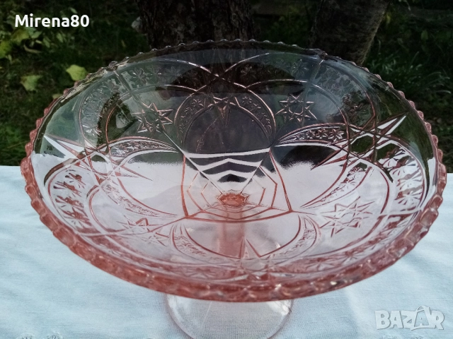 Фруктиера розово стъкло, снимка 2 - Чинии - 52274259