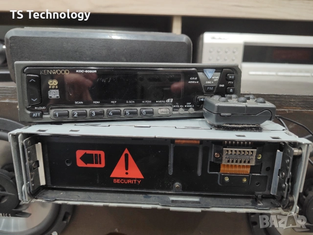 KENWOOD KDC-6080R автомобилен плейър, снимка 9 - Аксесоари и консумативи - 53045332
