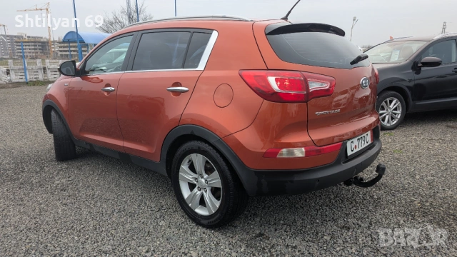 KIA Sportage 2.0 crdi 4x4, снимка 6 - Автомобили и джипове - 53358258