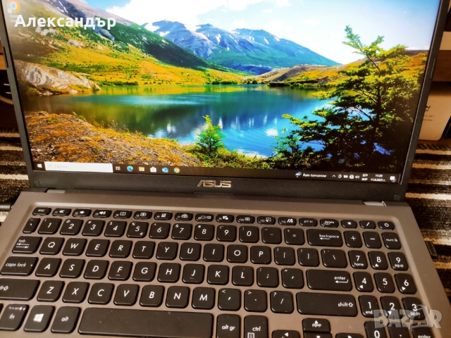 Лаптоп 15.6" ASUS X515KA, 8GB DDR4, 256 M.2 NVMe SSD, FullHD IPS Panel, снимка 3 - Лаптопи за дома - 51668705