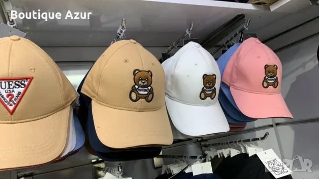 шапки с козирка guess moschino 