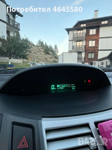 Toyota Yaris 1.0, 2006, снимка 5 - Автомобили и джипове - 52475974