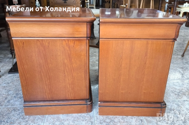 италиански нощни шкафчета, снимка 7 - Шкафове - 52525140