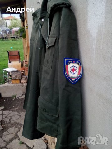 Стара униформа Санитарна дружина, снимка 4 - Други ценни предмети - 28734455