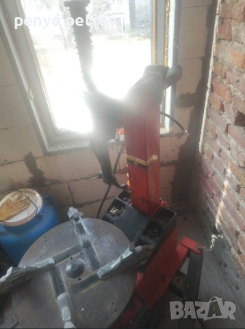 Продавам машина за гуми , снимка 2 - Индустриална техника - 53472907