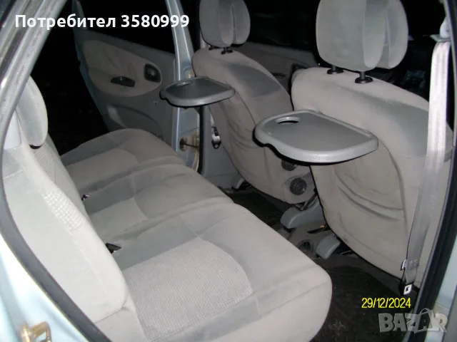 Продавам Салон за Рено Сценик 1999 - 2003 г. + кори врати и дръжки врати+подарък 5бр. гумени стелки , снимка 7 - Части - 48301126