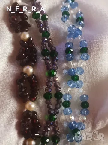 Гривни от кристали и естествени камъни, снимка 3 - Гривни - 49482531