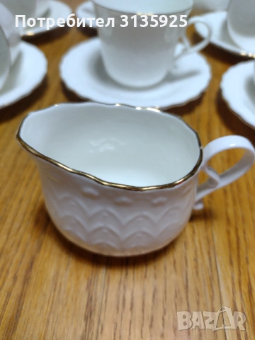 Продавам костен порцеланов сервиз за чай, снимка 4 - Сервизи - 53481717