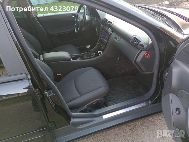 Мерцедес С 220 ОМ 646 Ръчка , снимка 4 - Автомобили и джипове - 52860078