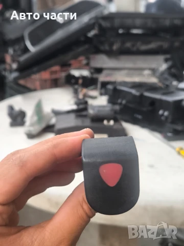 L5 Renault KANGOO Превключвател за аварийни светлини 308821C