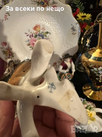 Karl Ens Germany - “Рибарчето” изключително красива птица с плячка в човката Код P1686, снимка 2 - Антикварни и старинни предмети - 52941780