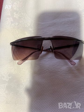 Слънчеви очила Fendi, снимка 9 - Слънчеви и диоптрични очила - 38645256