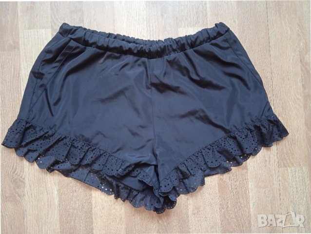Яки шорти, снимка 2 - Къси панталони и бермуди - 36886769