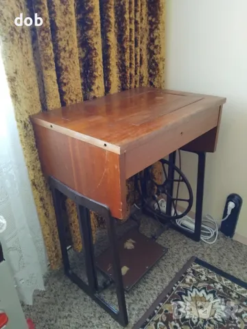 Стара Шевна Машина NAUMANN, снимка 7 - Шевни машини - 49872591