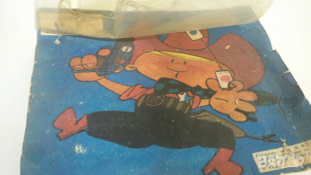 Ретро играчка пистолет с топче с пружина, снимка 10 - Антикварни и старинни предмети - 51668812