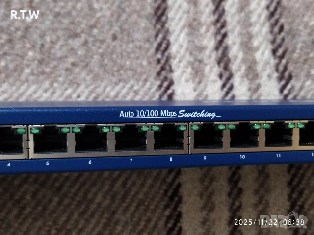 Netgear ProSafe 16-Port, 10/100, Switch , снимка 3 - Суичове - 52668897
