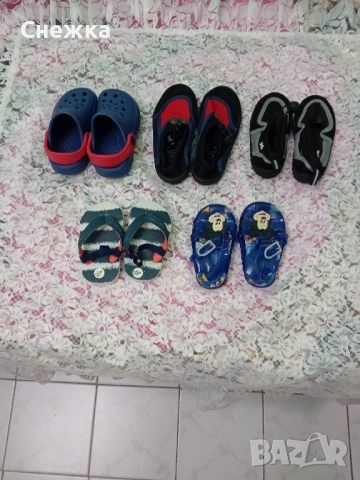 лот детски обувчици от 1 до 3 години