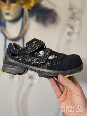 Uvex 1 S1 ESD номер 38 работни предпазни обувки с бомбе, снимка 17 - Други - 50635340