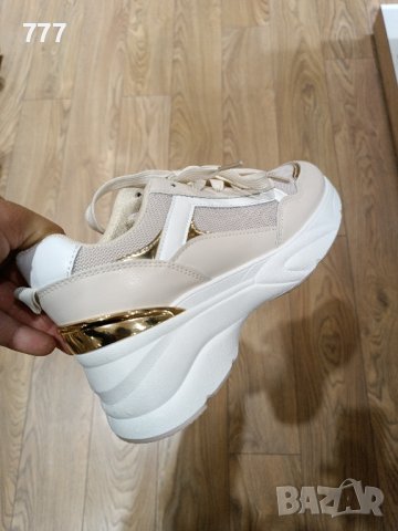 обувки , снимка 3 - Дамски ежедневни обувки - 43587585