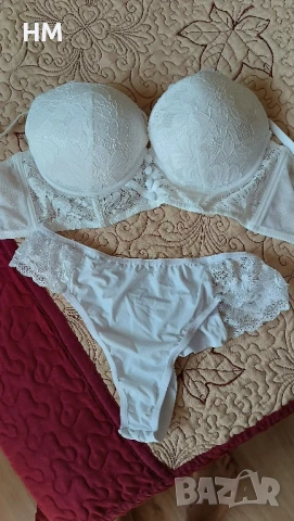 Дамско бельо комплект в бяло