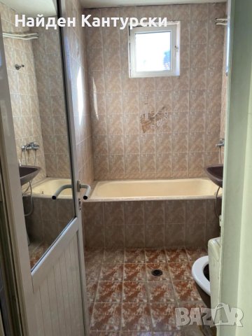 Продавам монолитна триетажна къща в Хасково, снимка 5 - Къщи - 43225831