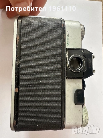 Продавам ретро фотоапарат Зенит В, снимка 5 - Антикварни и старинни предмети - 52208349