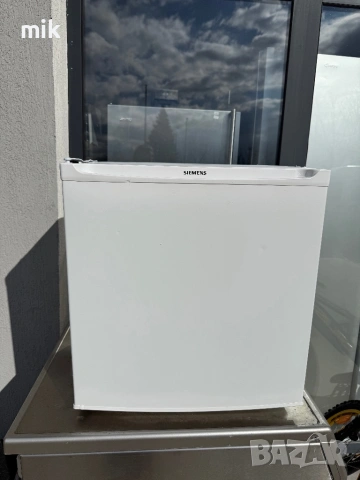 Мини фризер Siemens , снимка 4 - Фризери - 53401320