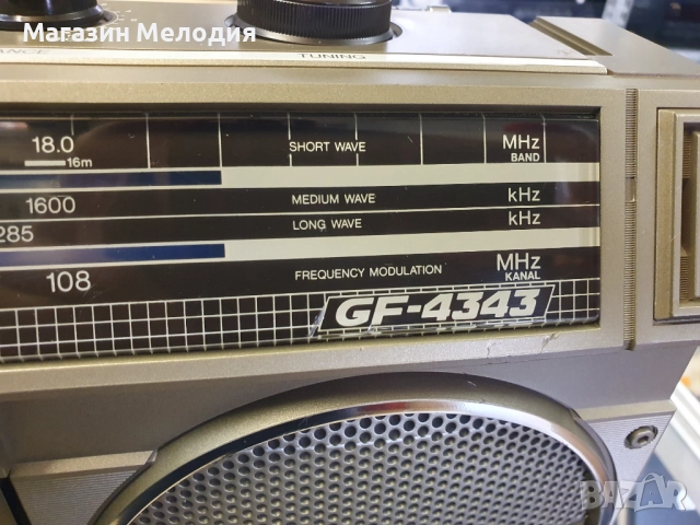 Радиокасетофон SHARP GF-4343 Работи перфектно на ридио и касета. В отлично техническо и визуално със, снимка 9 - Радиокасетофони, транзистори - 35875316