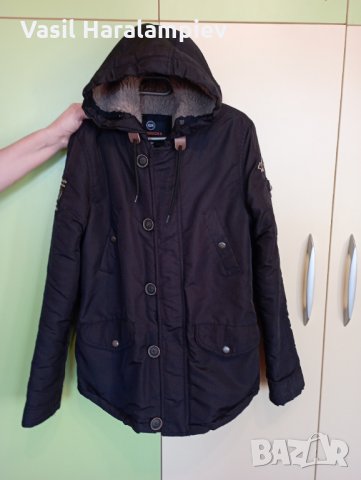 Продавам много запазено качествено топло яке за момче размер S, снимка 5 - Детски якета и елеци - 35009930