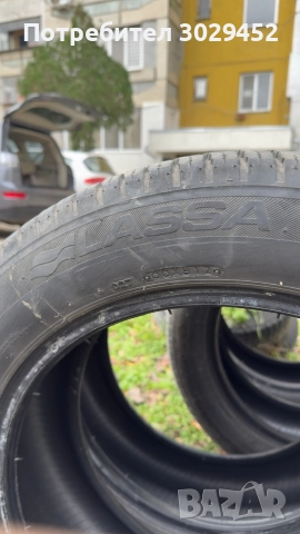 Всесезонни гуми LASSA 225/55/18, снимка 3 - Гуми и джанти - 52795773