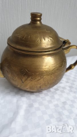 Малък бронзов чайник, снимка 2 - Антикварни и старинни предмети - 43203492