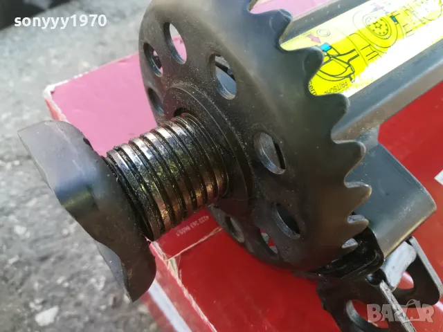 MERCEDES ОРИГИНАЛЕН КРИК ЗА СПРИНТЕР 2809241850, снимка 13 - Аксесоари и консумативи - 47388119